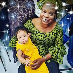 Meet your Posher, Lola